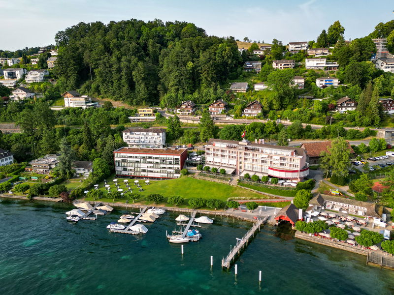 Das «Hermitage Lake Lucerne» liegt direkt am Vierwaldstättersee.