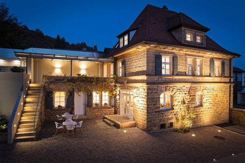 Oliver Zeter produziert auf seinem Weingut in der Pfalz Erstklassiges: etwa Sekte aus Sorten wie Sauvignon Blanc oder Chenin Blanc.