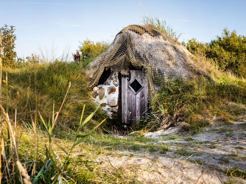 Als es auf Læsø an Baustoffen fehlte, erfand man die Dachdeckung mit Seegras. Vielleicht kommt  die Technik bald auf die  UNESCO-Welterbe-Liste.