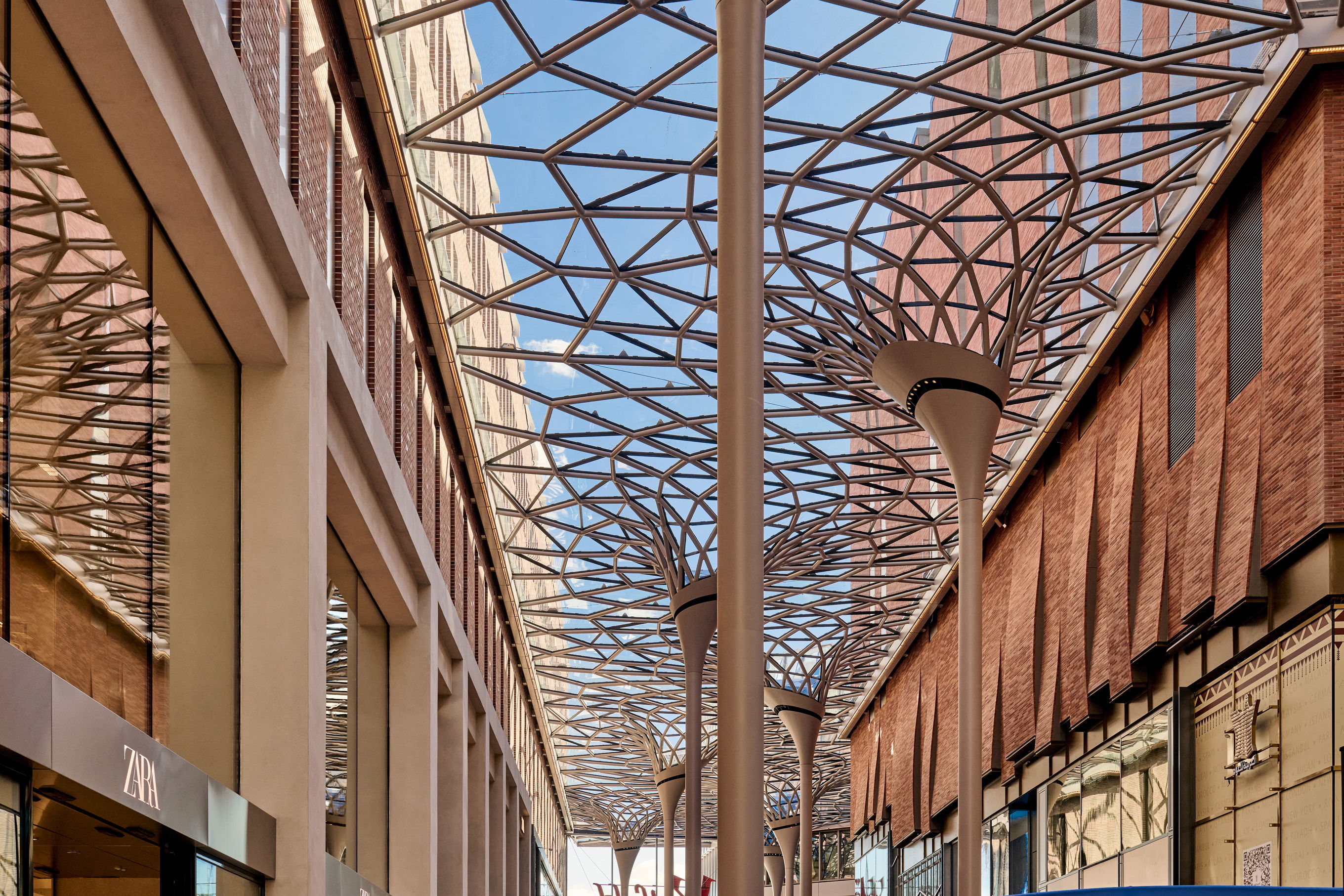 Hamburg celebrates the Grand Opening of the Westfield Überseequartier