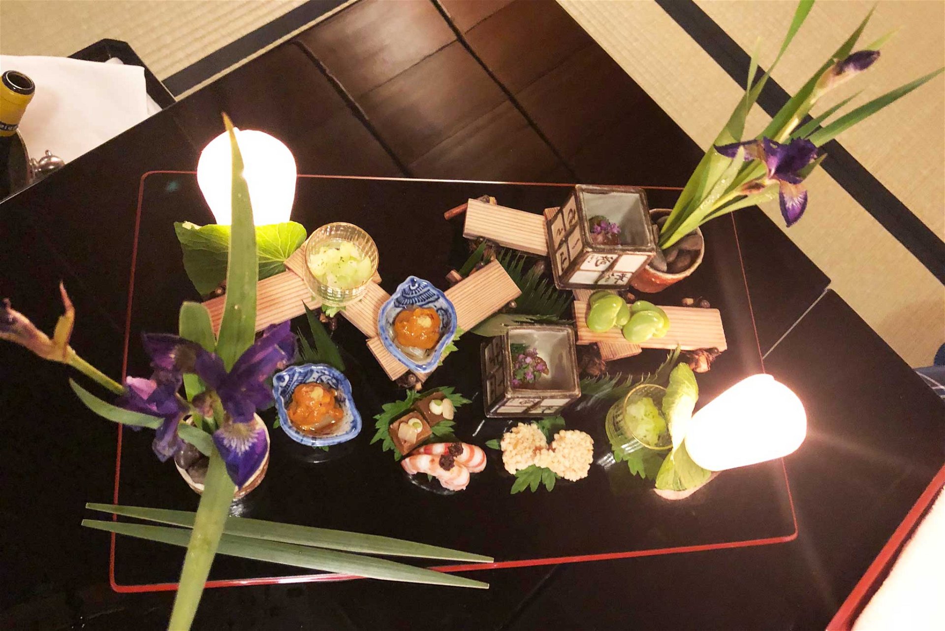 Das weltbekannte »Kitcho Arashiyama« Restaurant in Kaiseki, Kyoto darf zurecht drei Michelin Sterne sein Eigen nennen. 