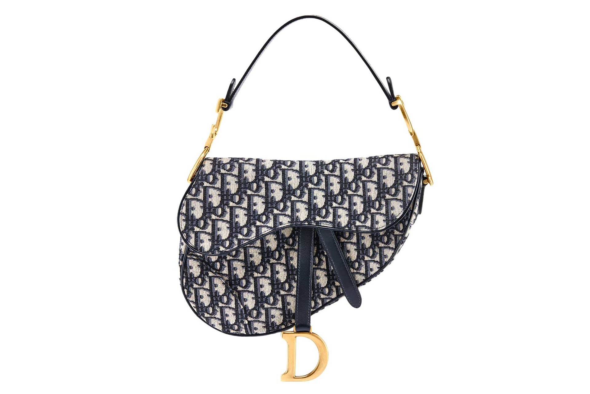 Die Saddle Bag von Dior wurde 2018 einem erfolgreichen Re-Design unterzogen. Das gezeigte Oblique-Muster lässt auch Vintage-Modelle wieder an Wert steigen.