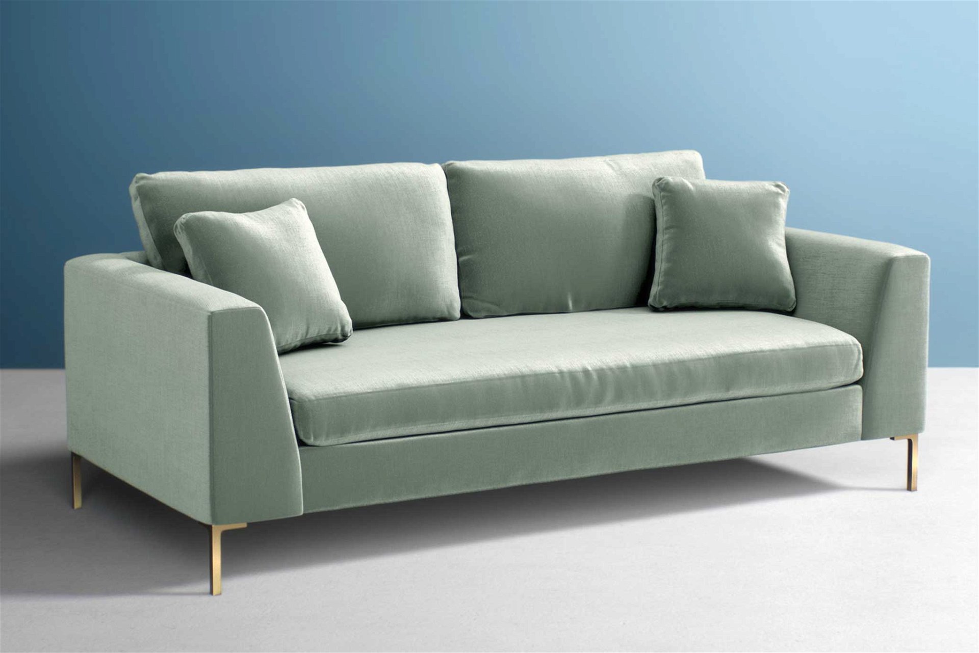 So ist das Design der Couch »Edlyn Outdoor Sofa« in Light Mint. Die klare Linienführung orientiert sich an modernen italienischen Arbeiten. anthropologie.com