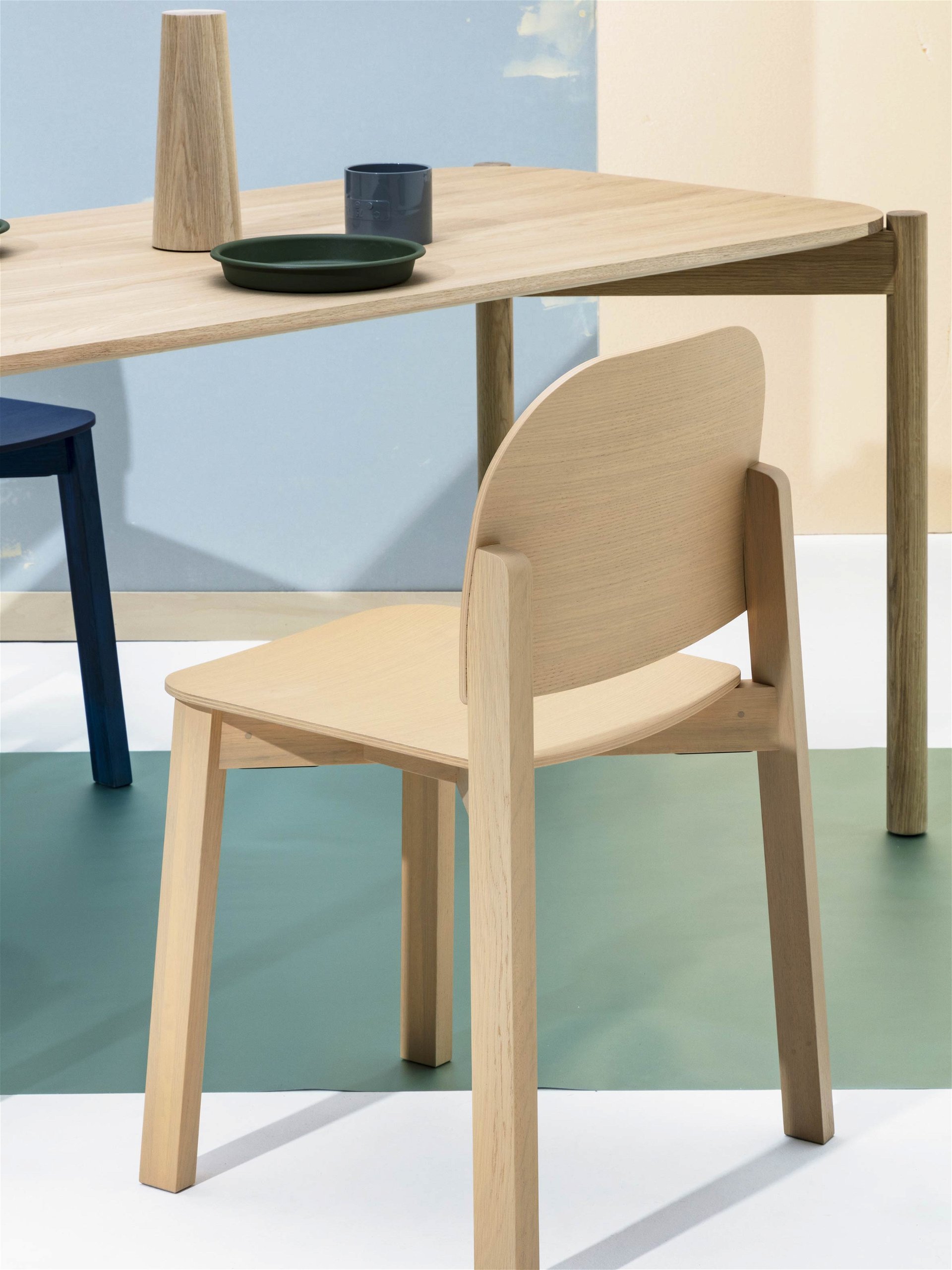 Geradlinig abgerundet: Der »Polar Chair« des japan-affinen Designers Moritz Schlatter ist ein meisterhaftes Spiel mit Form und Linien. 