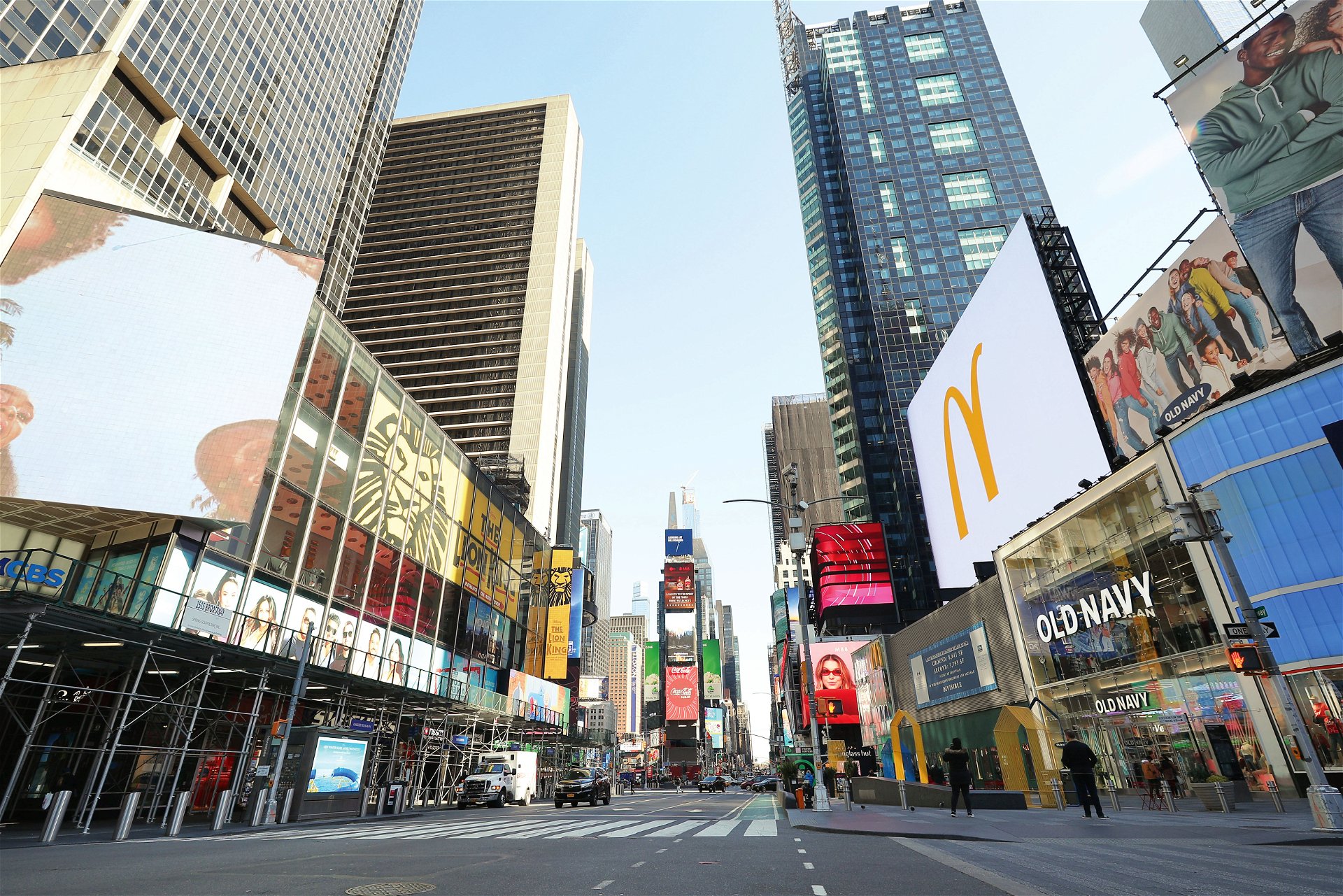 Ein seltenes Bild vom Big Apple: New York City zählt zu den quirligsten Städten der Welt. Seit dem Beginn der Corona-Pandemie jedoch weht auch in Manhattan ein anderer Wind. Woche für Woche landen 550 Immobilienobjekte auf dem Markt. Das sind doppelt so viele wie in anderen Jahren. 