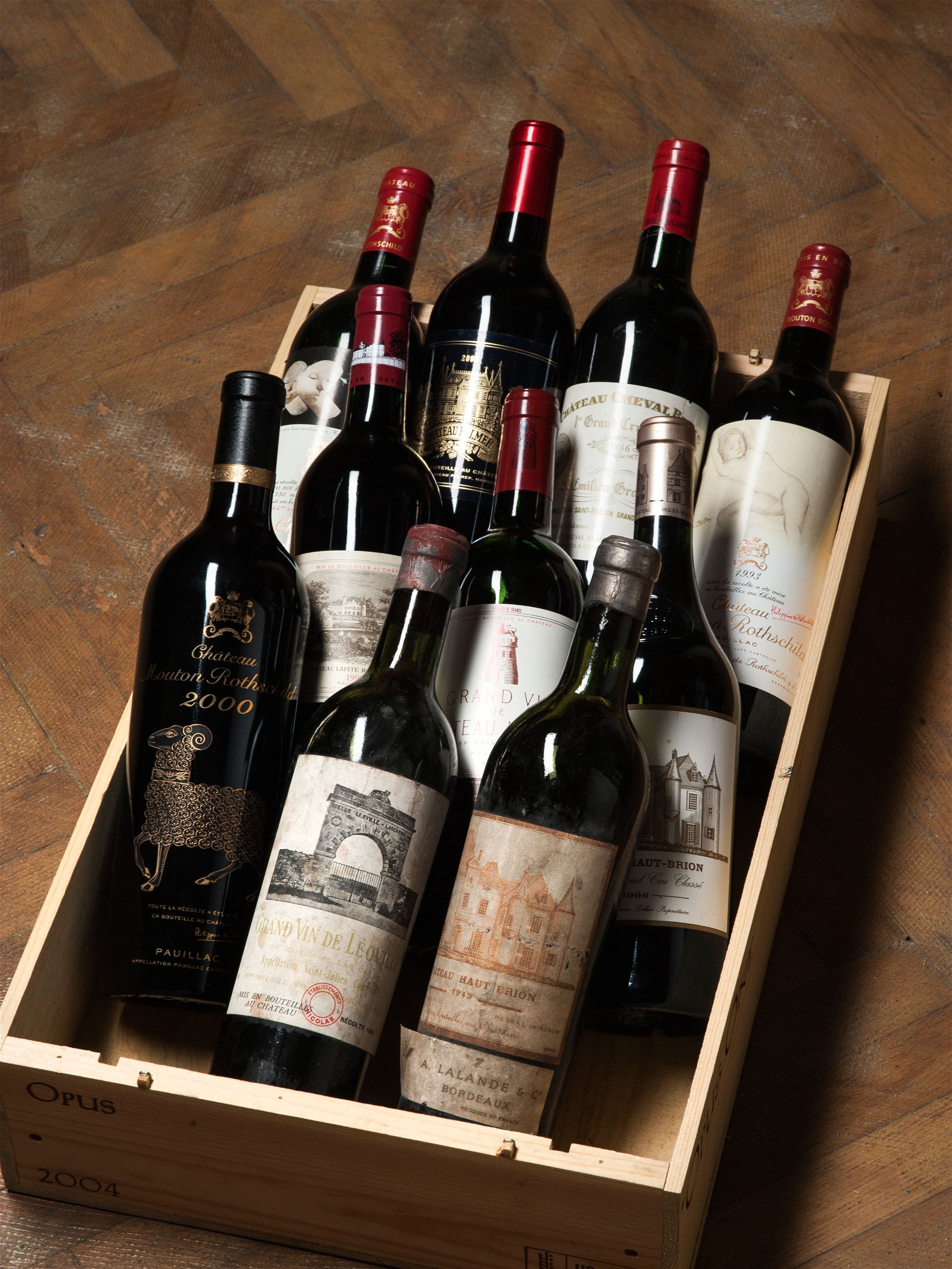 Legendär: Château Mouton-Rothschild, Latour, Palmer und Co. – auch die »Blue Chips« aus Bordeaux sind ein Teil im Paradies der reifen Weine. 
