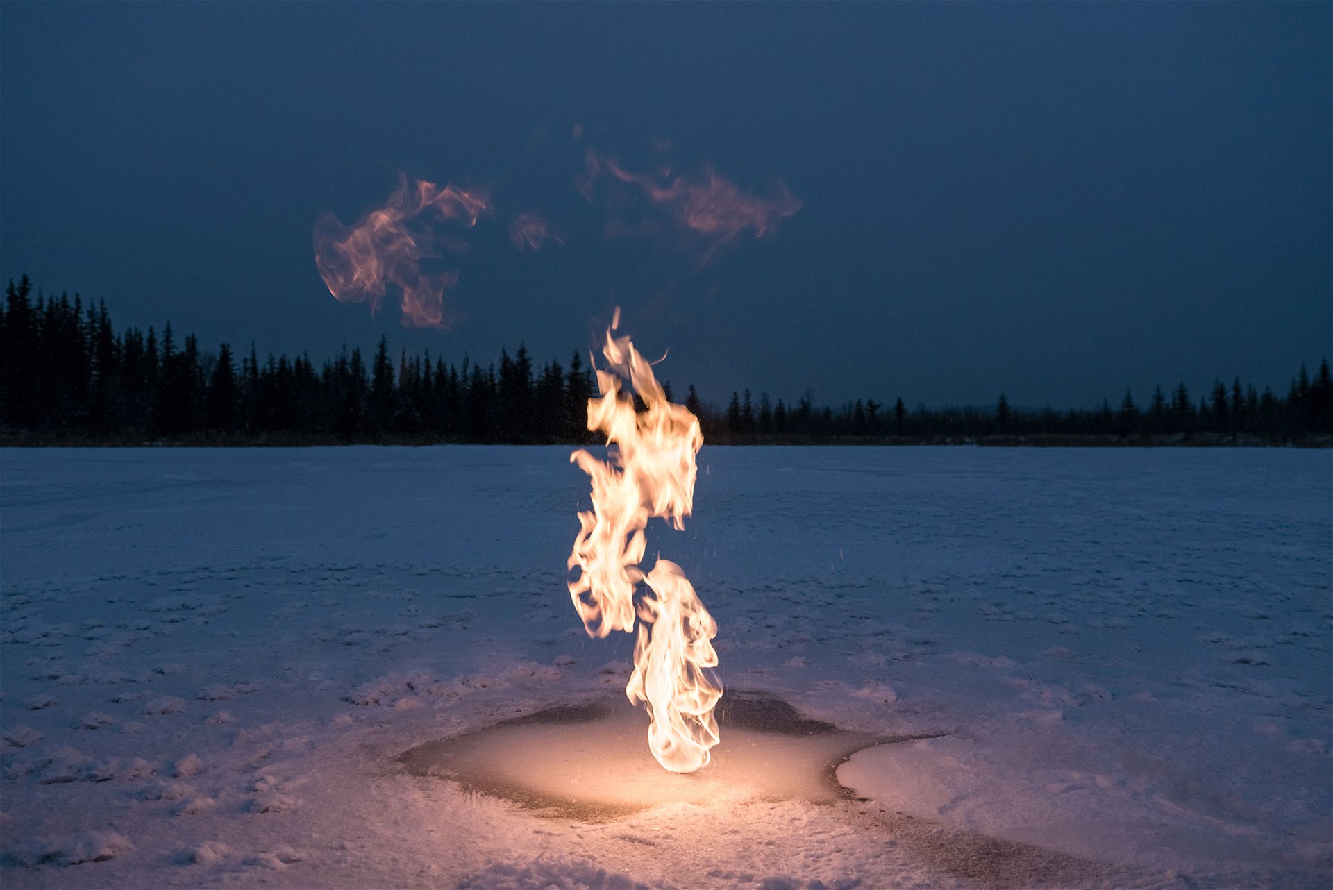 Sinnbild für Erderwärmung Benedikt Partenheimer, »Methane experiment«, Alaska, 2017, zuletzt im KunstHausWien gezeigt.
