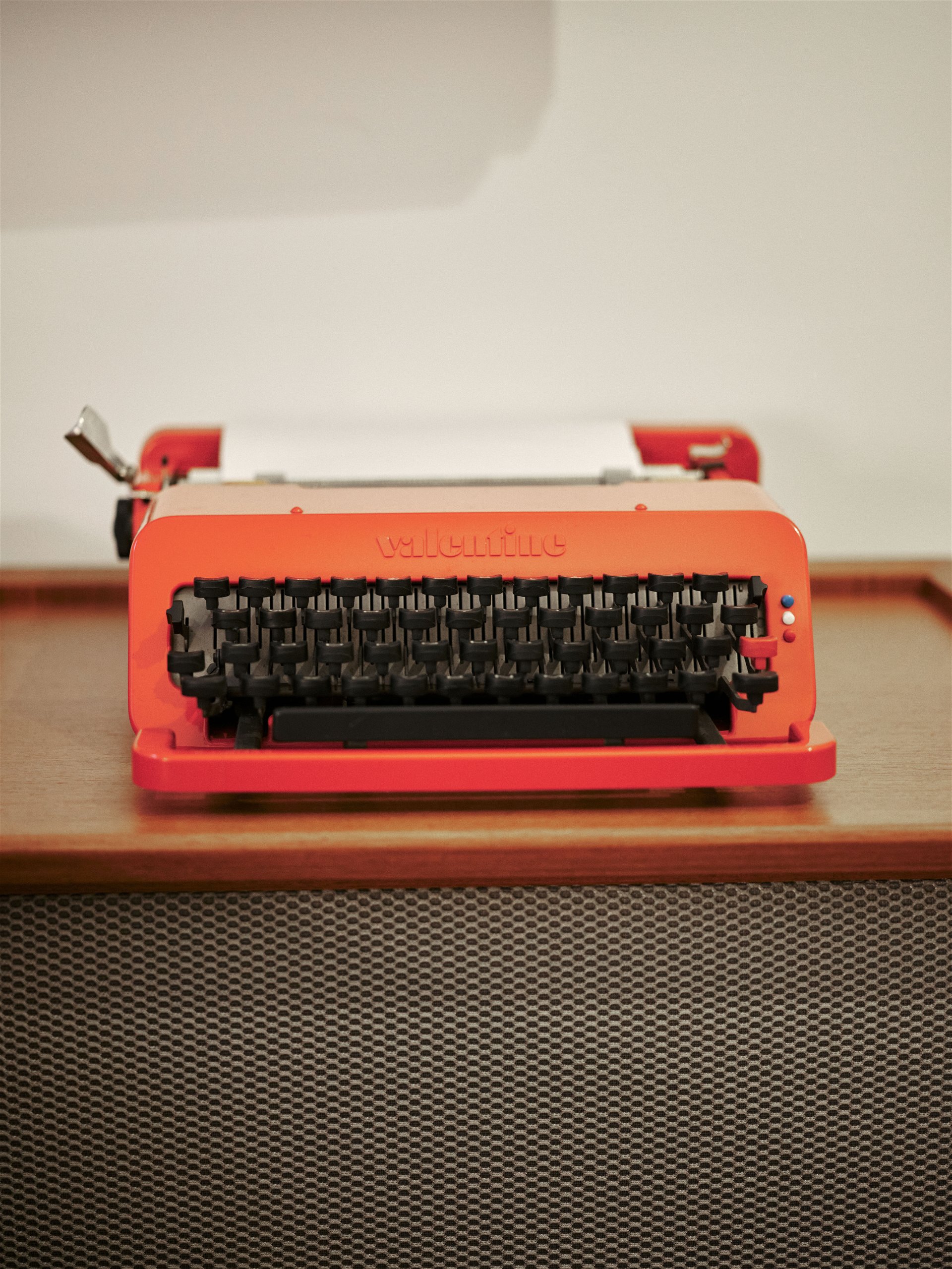 Detailliebe: Mick und Vary legten viel Wert auf kleine Details wie diese Vintage-Schreibmaschine.
