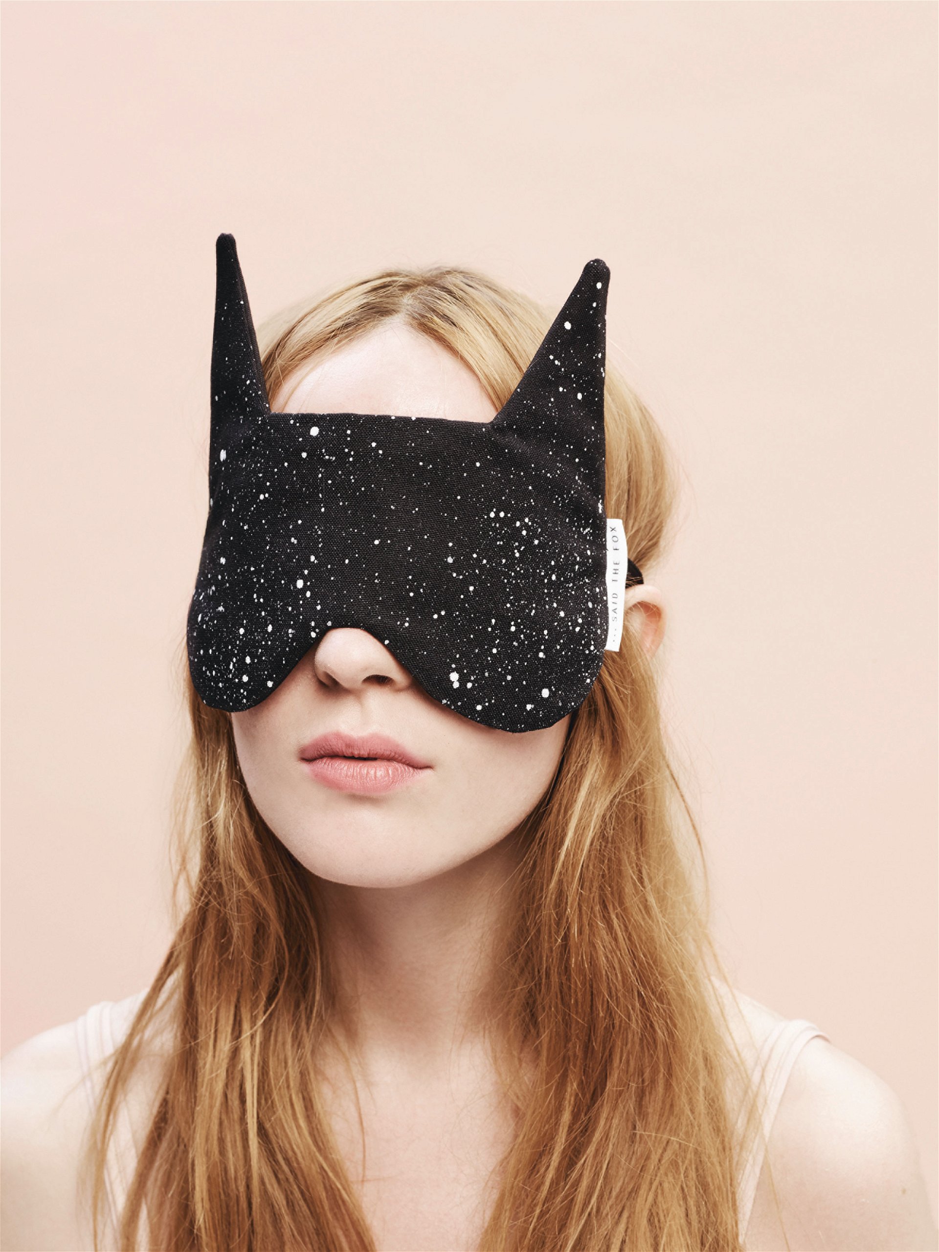 Schlafmaske von Said the Fox: »Diese Schlafmaske sieht einfach so cute aus! Wie eine Mischung aus Catwoman meets Batman und Fox on the Rocks.«