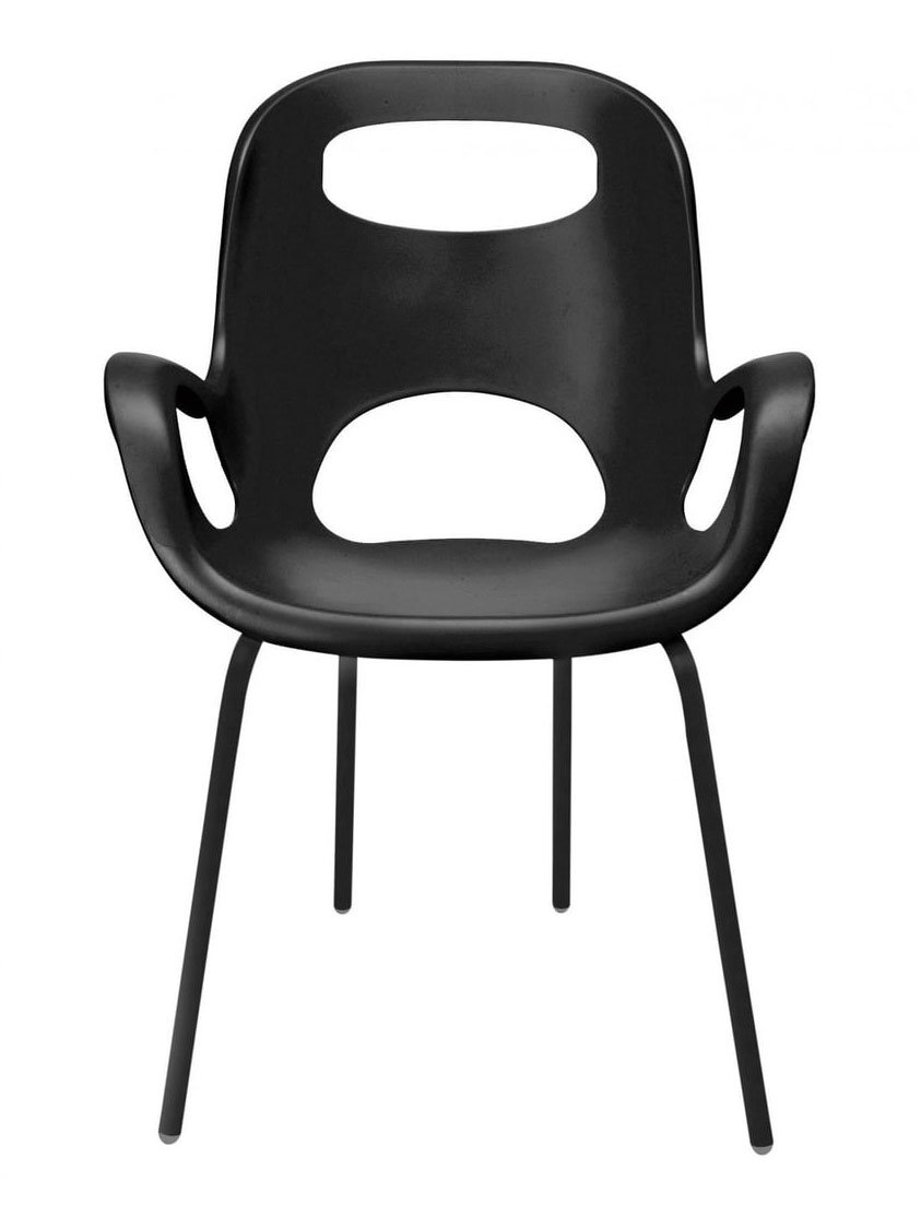 Nimm Platz: Stabil, bequem, in- und outdoor-tauglich: der »Oh Chair« von Karim Rashid. 