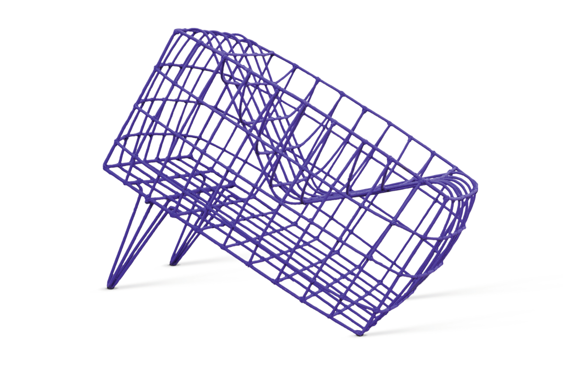 Ein violettes Sitzobjekt von Cheick Diallo aus der Vitra-Design-Sammlung. design-museum.de