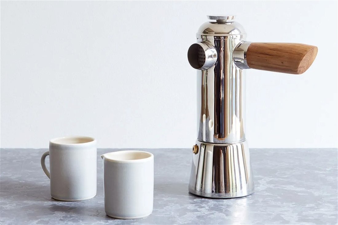 Inspiriert von der Wiener Kaffeehauskultur: der Stovetop Espresso Maker von Freud.