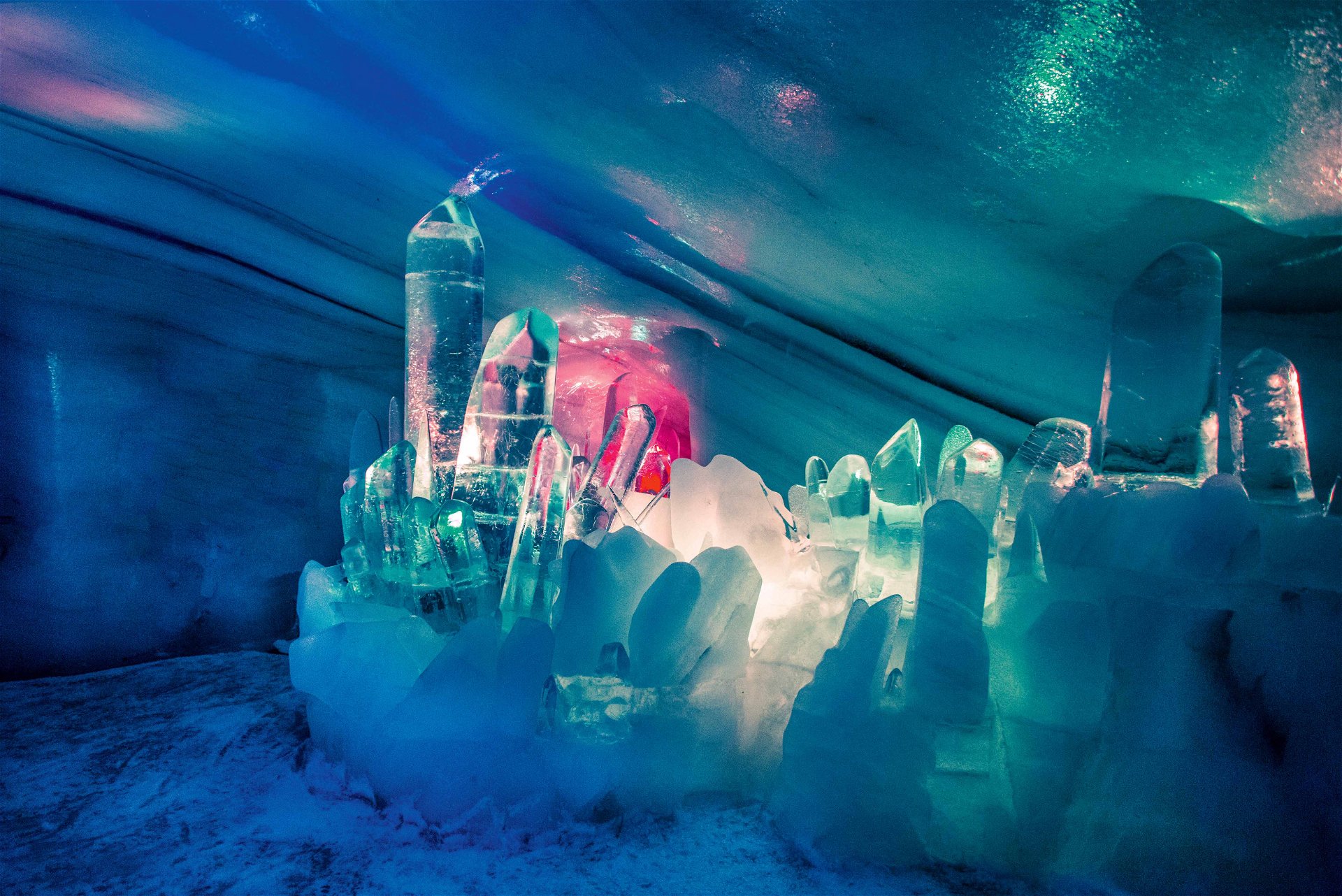 Die Dachstein-Eishöhle wird die Kulisse für eine ganz besondere Klanginstallation des US-Künstlers Bill Fontana sein.