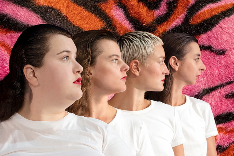 Das Stück „LIEBE – Eine argumentative Übung" ist ab 3. November im Kosmos Theater zu sehen.