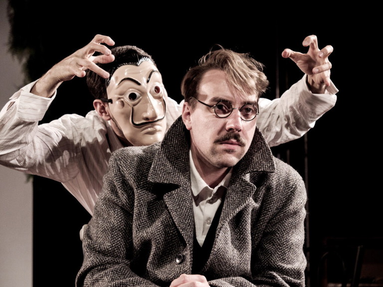 Mathias Tönges lefeld (Schauspiel).